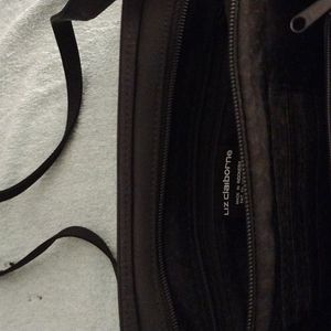Black Liz Claiborne handbag